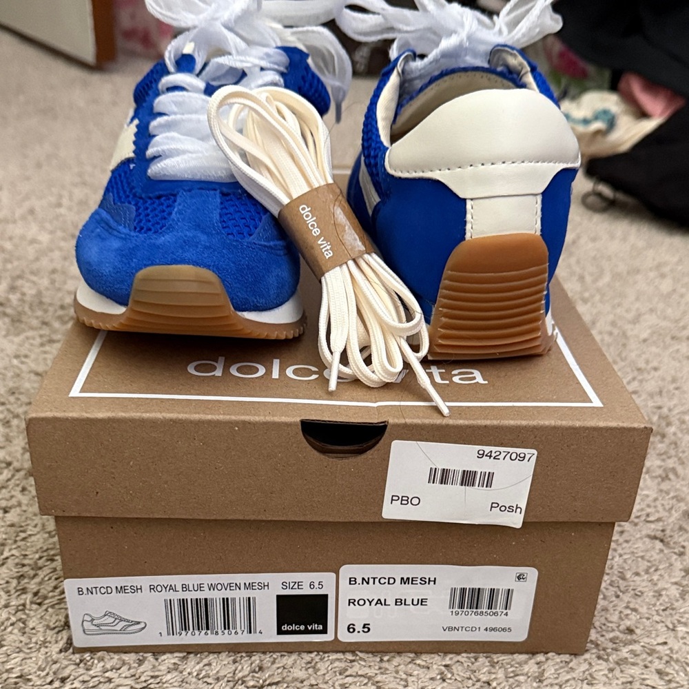 Dolce Vita Blue and White Women's Sneaker